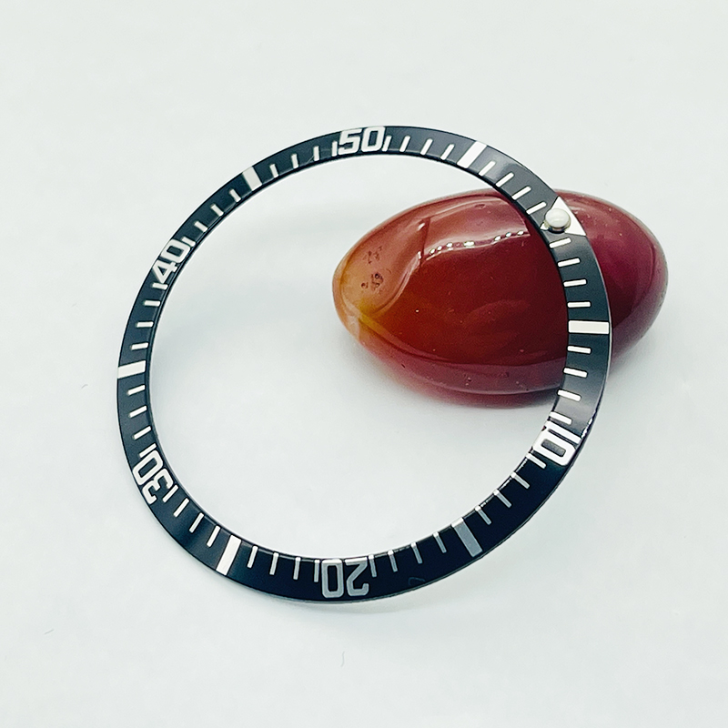 36.5mm Curved Aluminum Watch b - огляд і ціна Reel Case